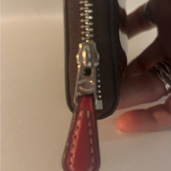 Coach Dark Brown Signature Wallet - Picture 3 of 8